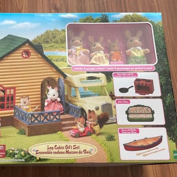 BRAND NEW sealed calico critters log cabin 17 pieces gift set includes 4 bunny - Picture 9 of 9